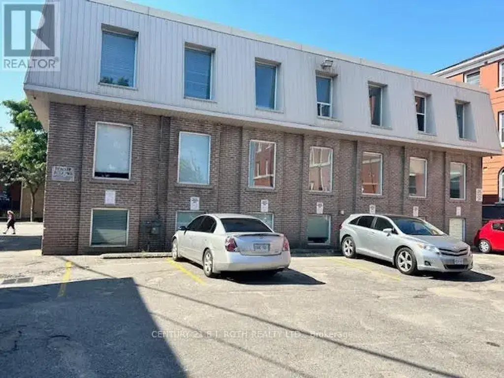 101 - 10 Peter Street N, Orillia